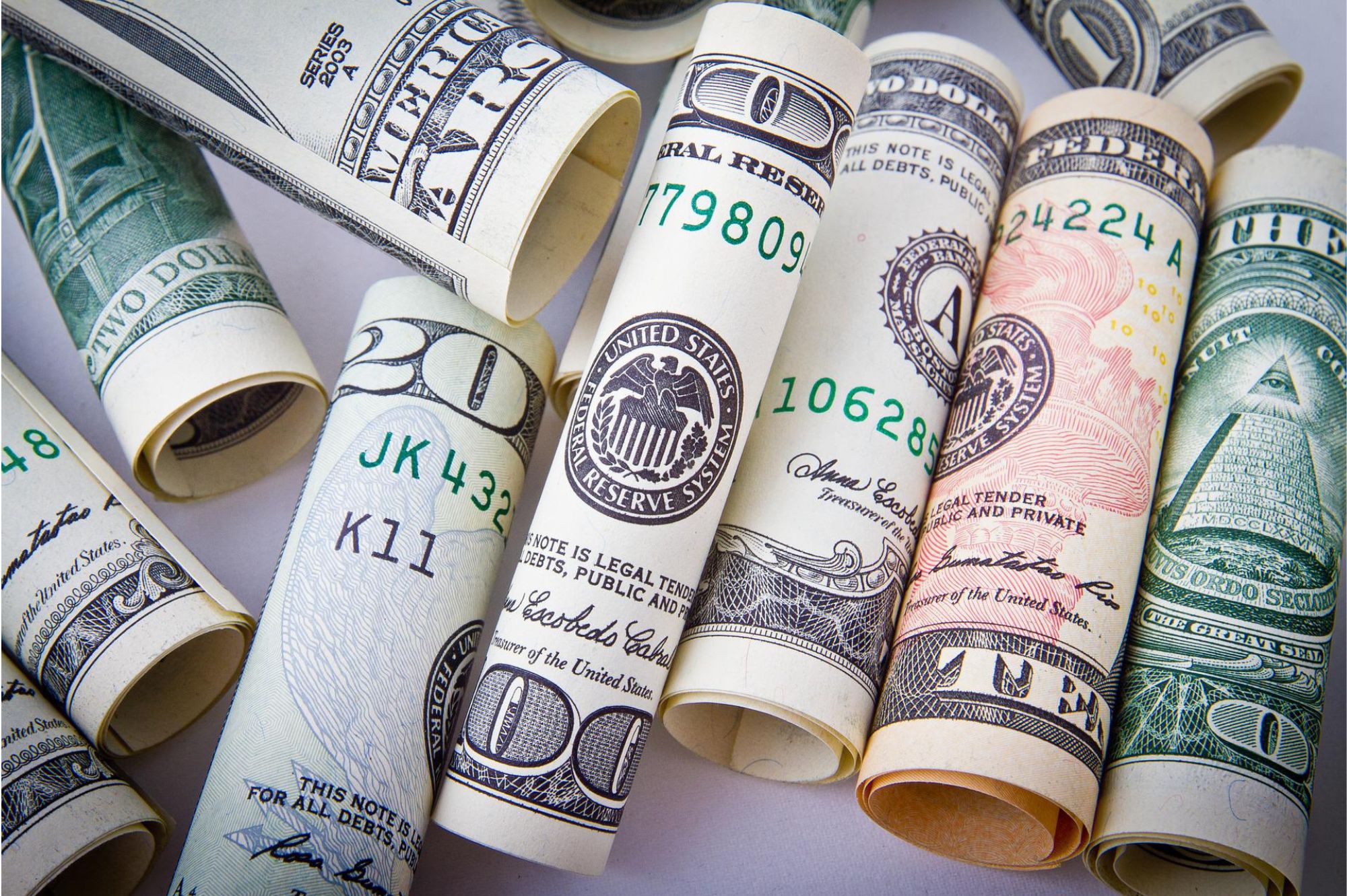 Центробанк России повысил порог на переводы россиянами денег за рубеж до $150 тысяч. Автор/Источник фото: Pixabay.com.